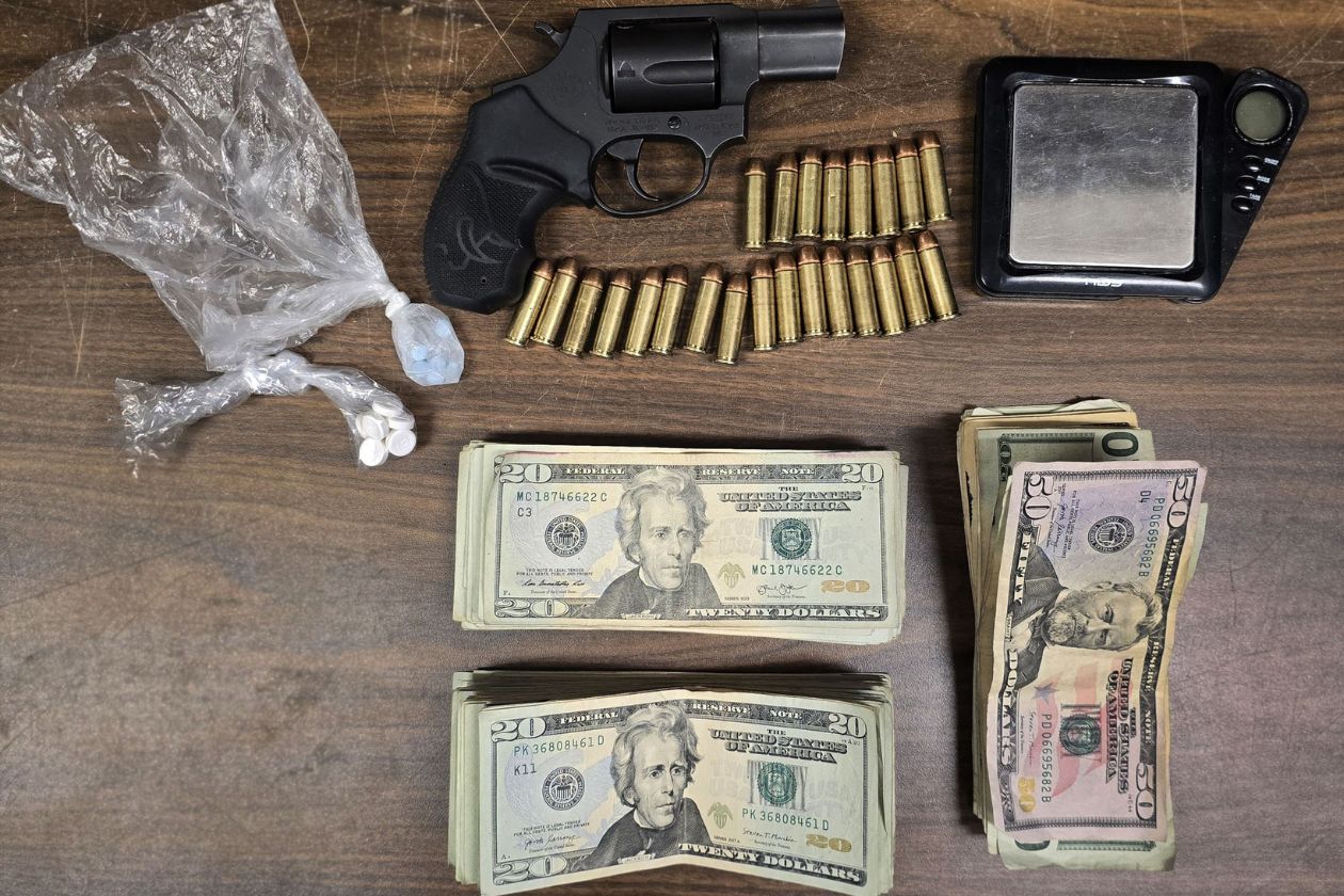 Read more about the article Auburn Traffic Stop Leads to Drug Bust