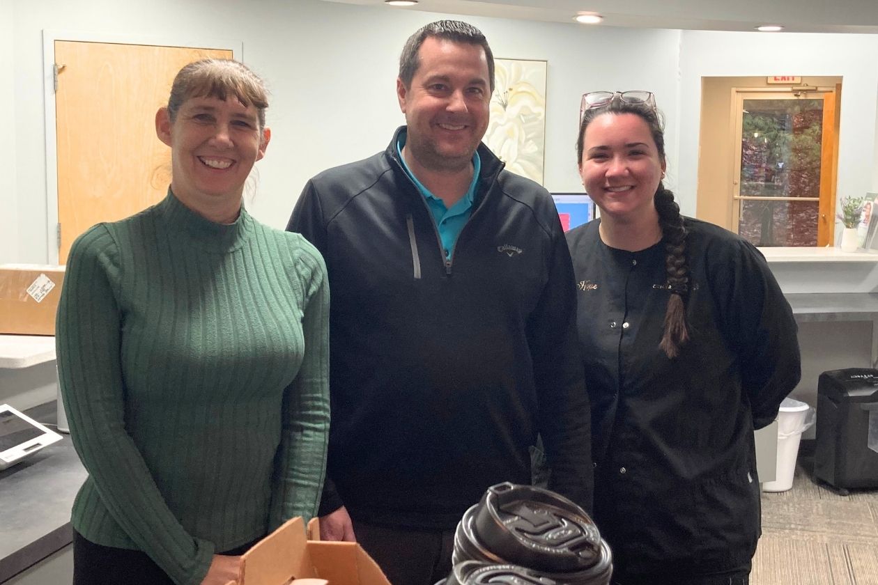 Read more about the article Pay it Forward Monday: Central Maine Dentistry, Manchester